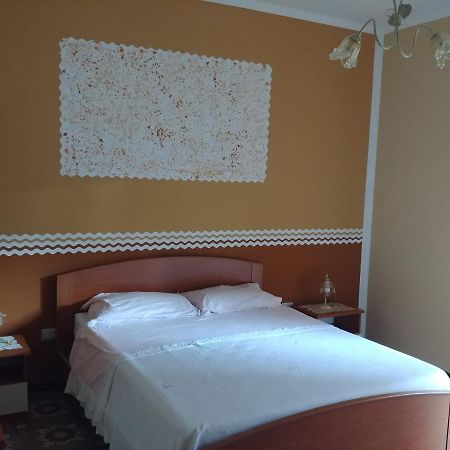 Bed and Breakfast Il Sole Nel Cilento Санта-Мария-ди-Кастеллабате Экстерьер фото